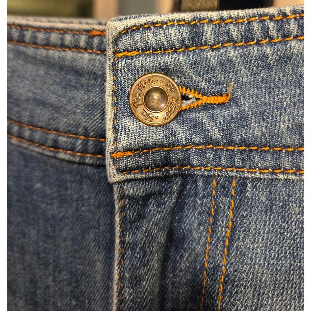 Free People We The Free High Waist Flare Jeans Distressed Hem Denim Blue Size 26 - Picture 5 of 10